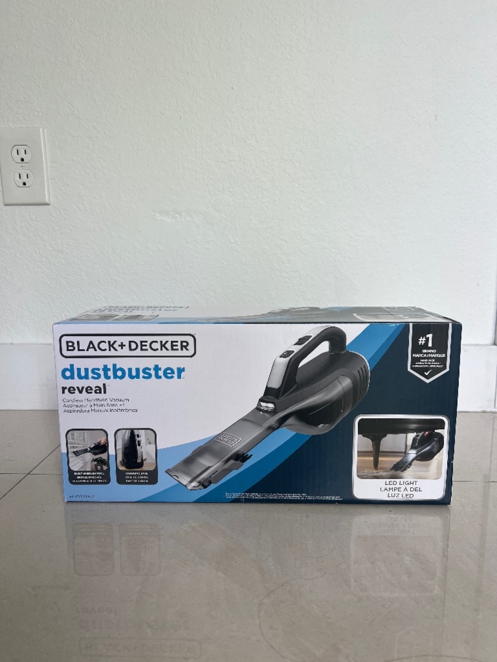 BRAND NEW BLACK+DECKER Dustbuster Reveal Handheld Vacuum Cordless